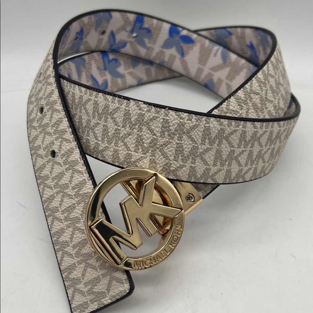 Michael Kors Gold Logo Reversible Belt 35” NWOT Tan White & Blue